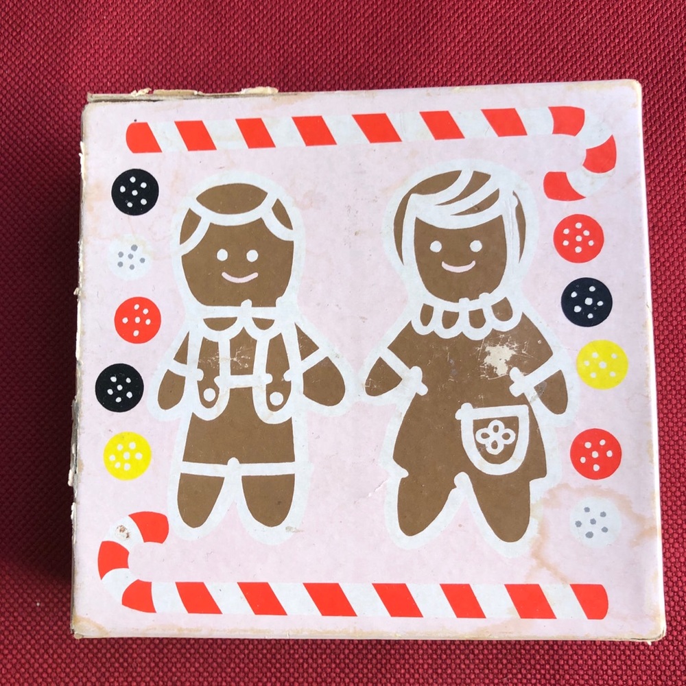 Vintage Avon Gingerbread Twins Cookie Cutters  .